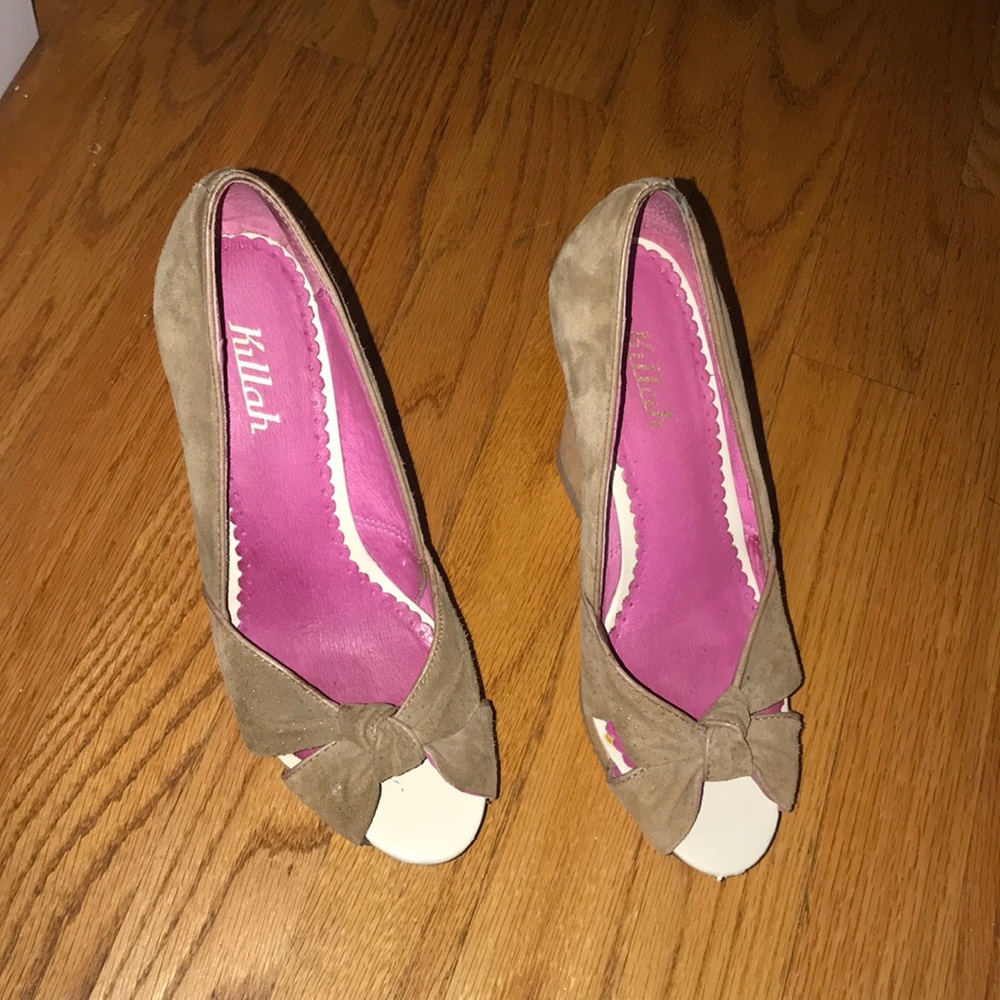 Suade Italian brand wedges